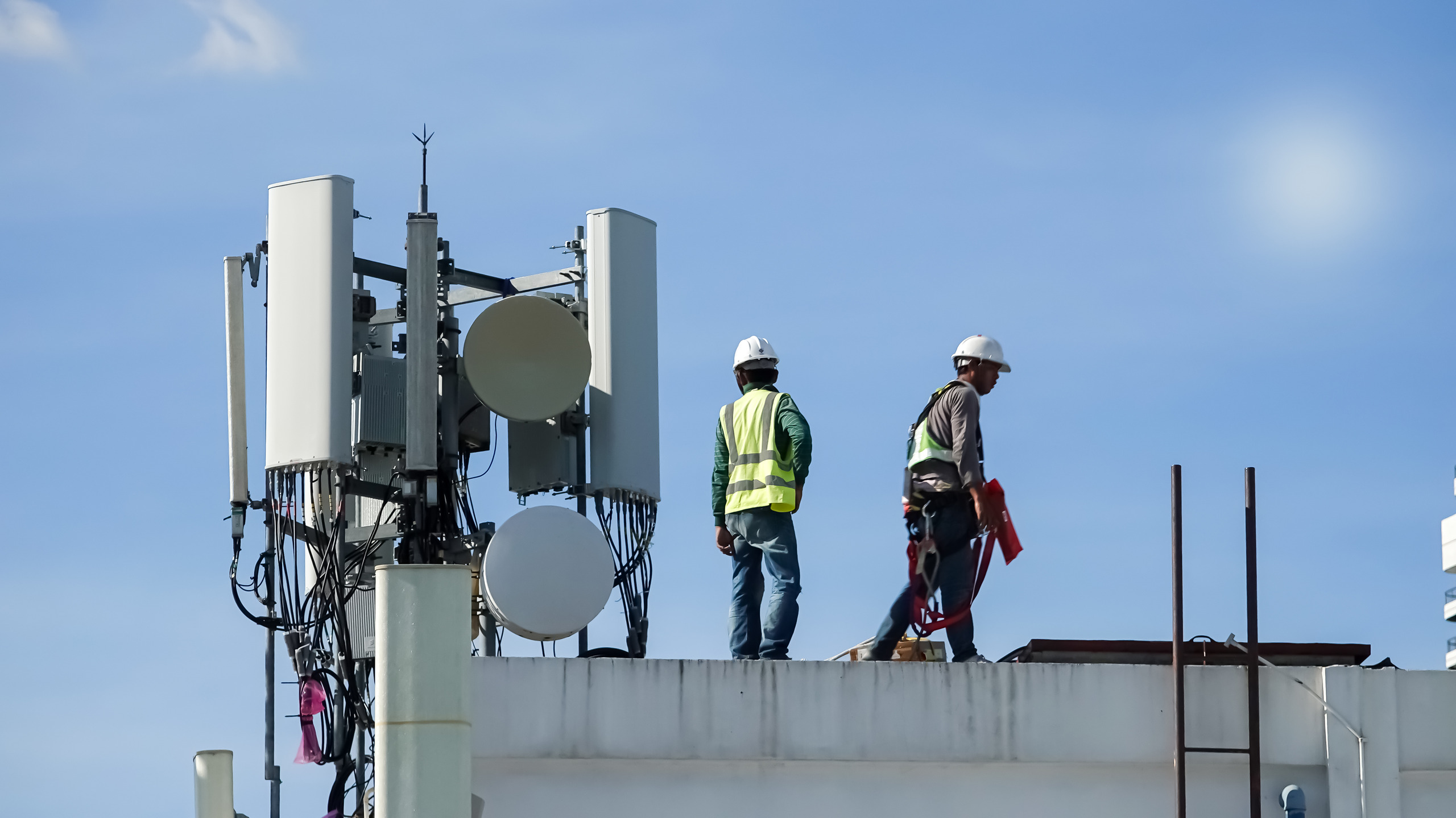 IoT Compliance & Secure Edge Connectivity